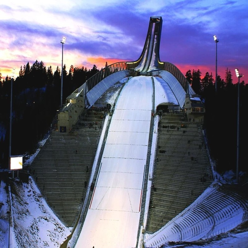 Buy 1000W Stadium LED Floodlights Philips Driver - 20º Projector MATRIX